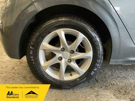 Peugeot 208 1.0 PureTech Access (a/c) Euro 6 5dr 22