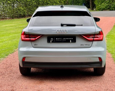 Audi A1 SPORTBACK TFSI TECHNIK 12