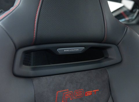 Audi R8 GT 16