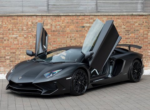 Lamborghini Aventador SV LP 750-4 Coupe 7