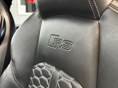 Audi RS4 2.9 TFSI V6 Estate 5dr Petrol Tiptronic quattro Euro 6 (s/s) (450 ps) 30
