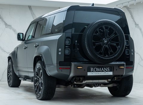 Land Rover Defender 110 OCTA EDITION ONE 13