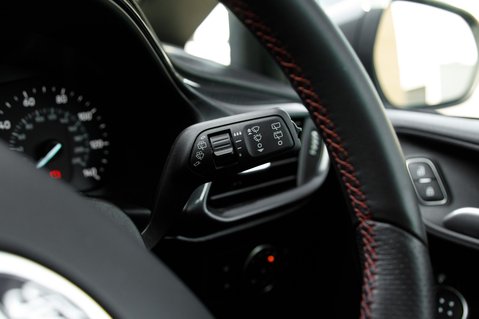 Ford Fiesta ST-LINE 14