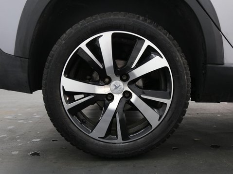 Peugeot 2008 1.2 PureTech GT Line EAT Euro 6 (s/s) 5dr 27