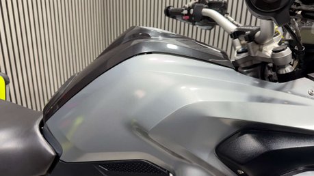 BMW R1200GS LC 2013 LOTS OF EXTRAS FULL LUGGAGE ONLY 36K SERVICED 17
