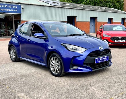 Toyota Yaris 1.5 Yaris Icon HEV CVT 5dr 4