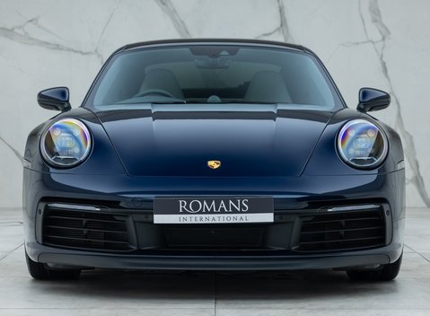 Porsche 911 Carrera S (992) 4