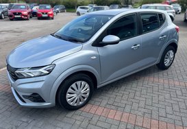 Dacia Sandero COMFORT 1.0 TCE AUTOMATIC 5 DOOR 12