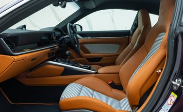 Porsche 911 SPORT CLASSIC (992) 17