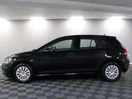Volkswagen Golf S TSI 3