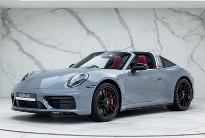 Porsche 911 Targa 4 GTS (992)