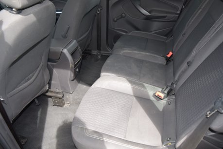 Ford C-Max Zetec 14
