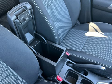 Suzuki Vitara MOTION BOOSTERJET 27