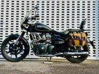 Royal Enfield Super Meteor 0.6 Super Meteor 650 26