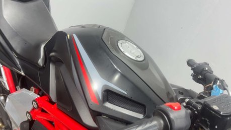 Lexmoto LXR 2020 21K RUNNING PROJECT SPORTS BIKE 125CC LEARNER 23