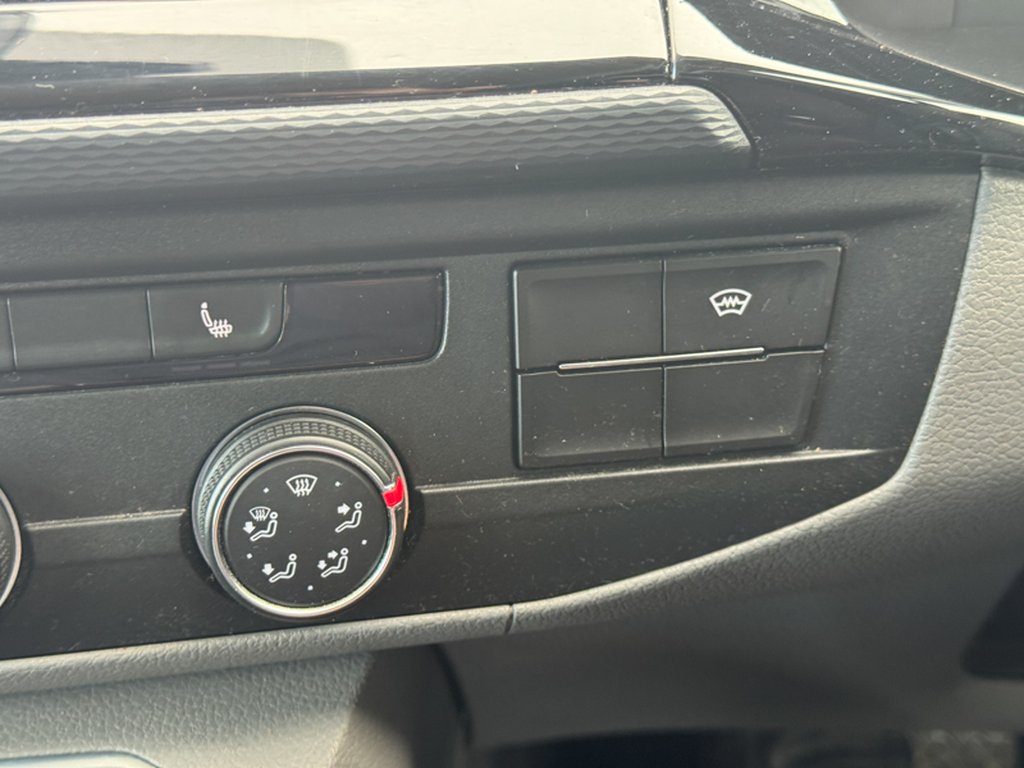2024 Volkswagen TransporterAUTO SWB L1H1 Sportline T32 Air Con Alloys Camera Sensors EURO 6 NO VAT — thumbnail 44 of 51