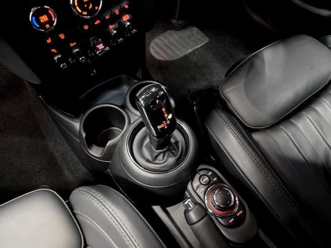 Mini Hatch 1.5 Cooper Exclusive Hatchback 5dr Petrol Steptronic Euro 6 (s/s) (136 ps) 17