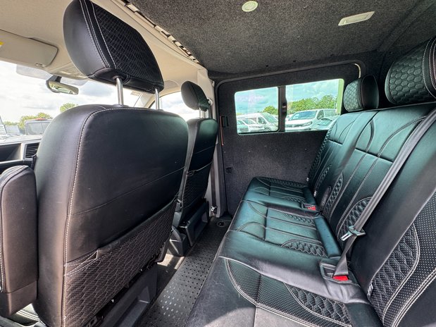 Volkswagen Transporter Crew Cab [SOLD MT] SWB L1H1 Highline Twin Side Doors SELECT 11