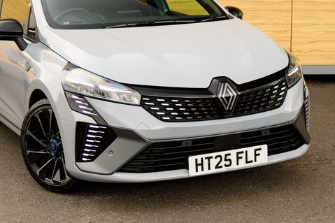 Renault Clio ESPRIT ALPINE TCE 10