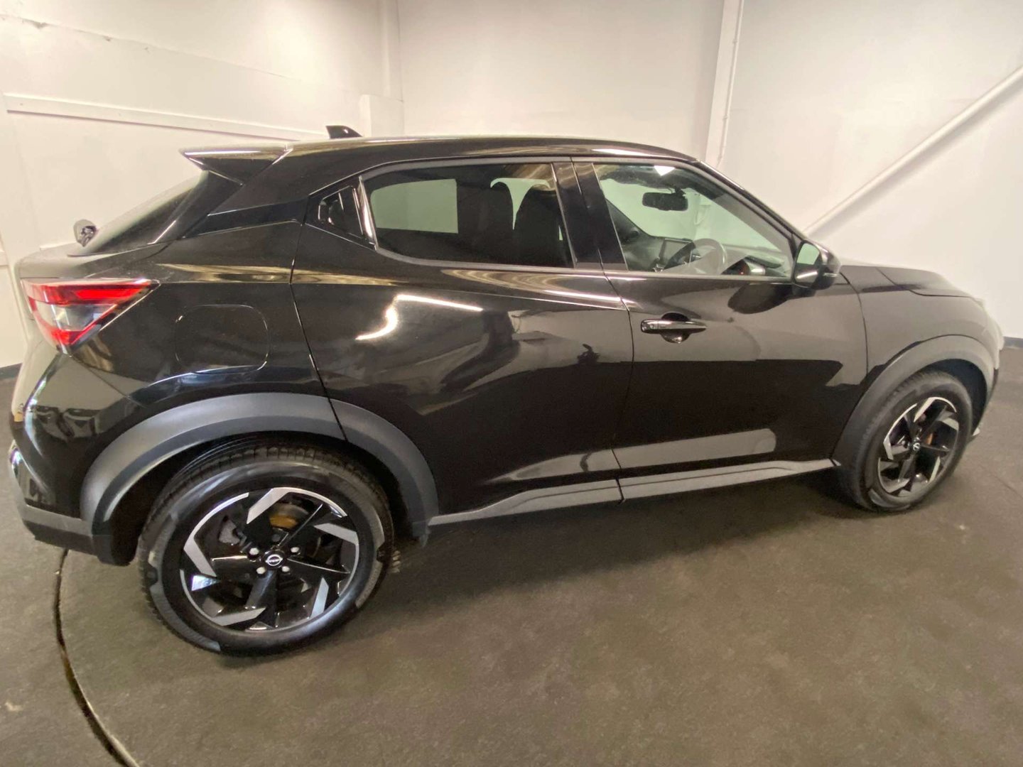 2023 Nissan Juke — image 5