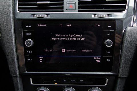 Volkswagen Golf MATCH TSI EVO DSG 21