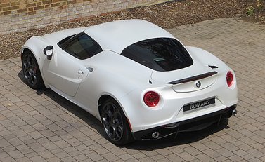 Alfa Romeo 4C Launch Edition 8
