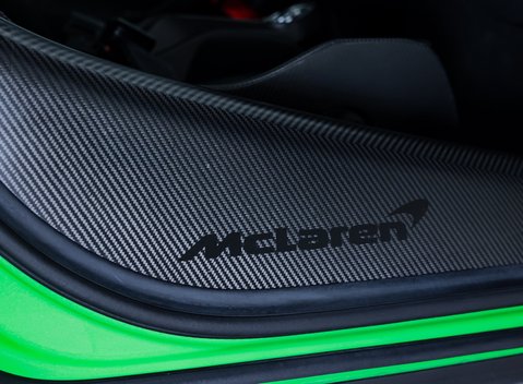 McLaren 620R 40