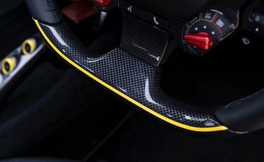 Ferrari F8 Tributo 15