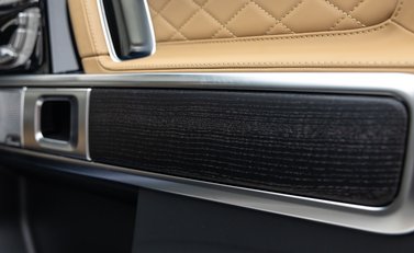 Mercedes-Benz G Class G580 with EQ-TECHNOLOGY 30