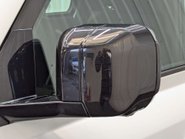 Land Rover Defender 2.0 Defender SE D Auto 4WD 5dr 30