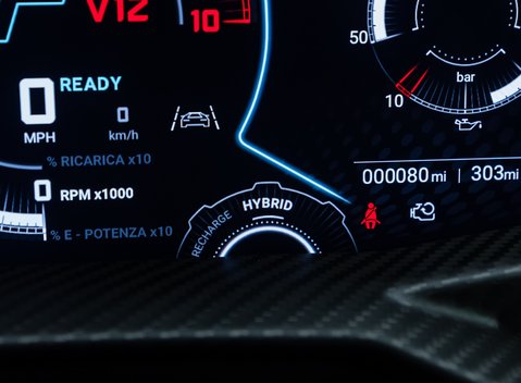 Lamborghini Revuelto 24