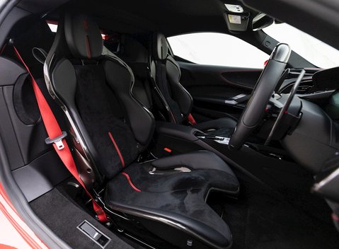 Ferrari SF90 Stradale 10