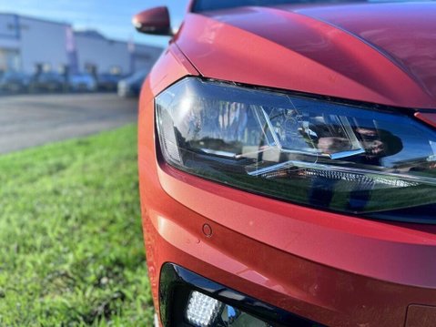 Volkswagen Polo 1.0 TSI R-Line Euro 6 (s/s) 5dr 8