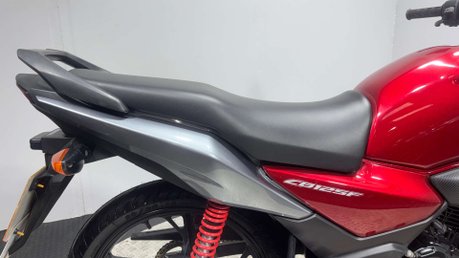 Honda CB 2022 ONLY 8K LONG MOT SERVICED COMMUTER LEARNER BIKE CBF125 125CC 10