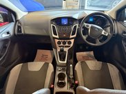 Ford Focus 1.0T EcoBoost Zetec Hatchback 5dr Petrol Manual Euro 5 (s/s) (100 ps) 32