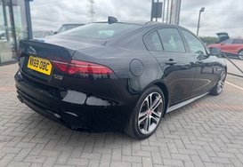 Jaguar XE R-DYNAMIC SE AUTO 7