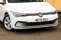 Volkswagen Golf LIFE TSI 10