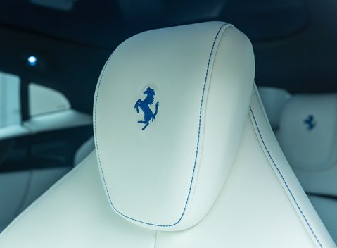 Ferrari Purosangue 16