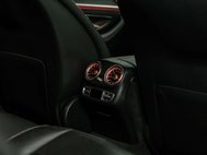 Mercedes-Benz E Class 2.0 E300de 13.5kWh AMG Line Saloon 4dr Diesel Plug-in Hybrid G-Tronic+ Euro 56