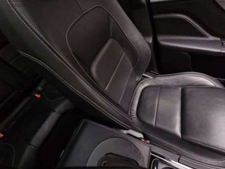 Jaguar F-Pace 2.0 F-Pace Chequered Flag AWD D Auto 4WD 5dr 16