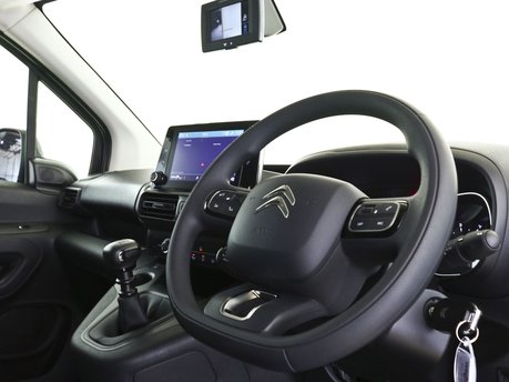 Citroen Berlingo XL 1.5 BlueHDi 950Kg Driver 100ps 7