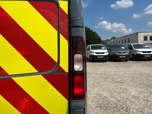 Renault Trafic AUTO SWB L1 Sl28 Sport Edc Dci Air Con Alloys Sensors Cruise EURO 6 22