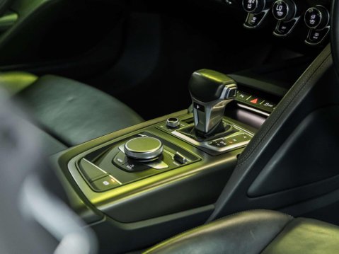 Audi R8 5.2 FSI V10 Coupe 2dr Petrol S Tronic quattro Euro 6 (s/s) (540 ps) 55