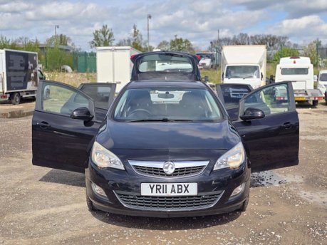Vauxhall Astra 1.6 16v Exclusiv Hatchback 5dr Petrol Auto Euro 5 (115 ps) 7