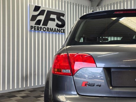 Audi RS4 4.2 Estate 5dr Petrol Manual quattro (326 g/km, 415 bhp) 32