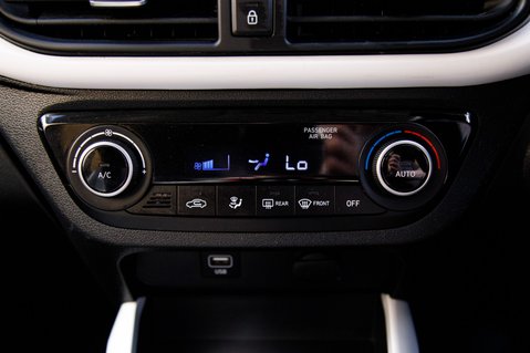 Hyundai i10 MPI PREMIUM 33
