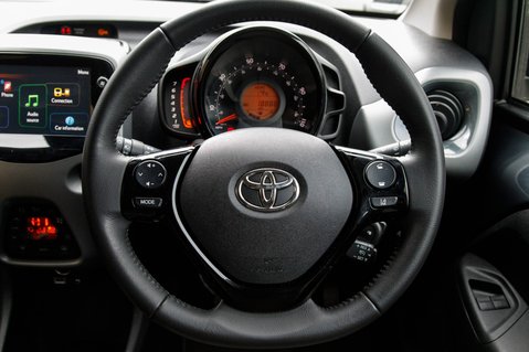 Toyota Aygo VVT-I X-TREND TSS 20