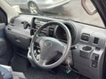 Toyota bB Pixis 9