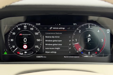 Land Rover Range Rover Velar FIRST EDITION - HUGE SPEC - PAN ROOF -1600W MERIDIAN -AIR SUSPENSION 54
