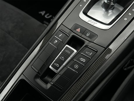 Porsche 911 CARRERA GTS PDK 63